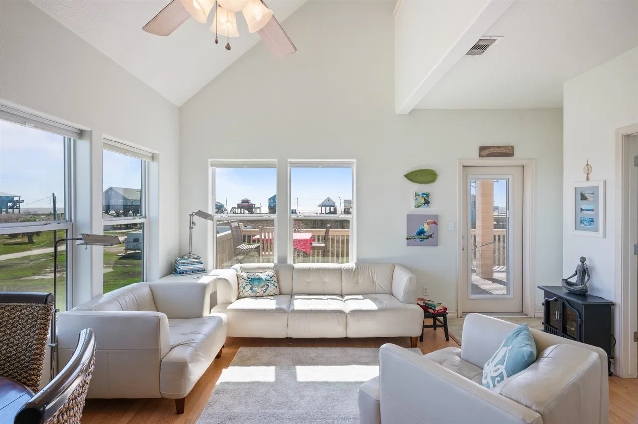 Gilchrist Vacation Rental