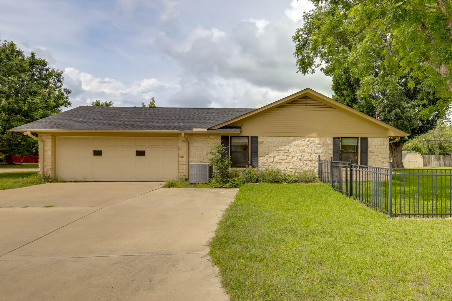Salado Vacation Rental