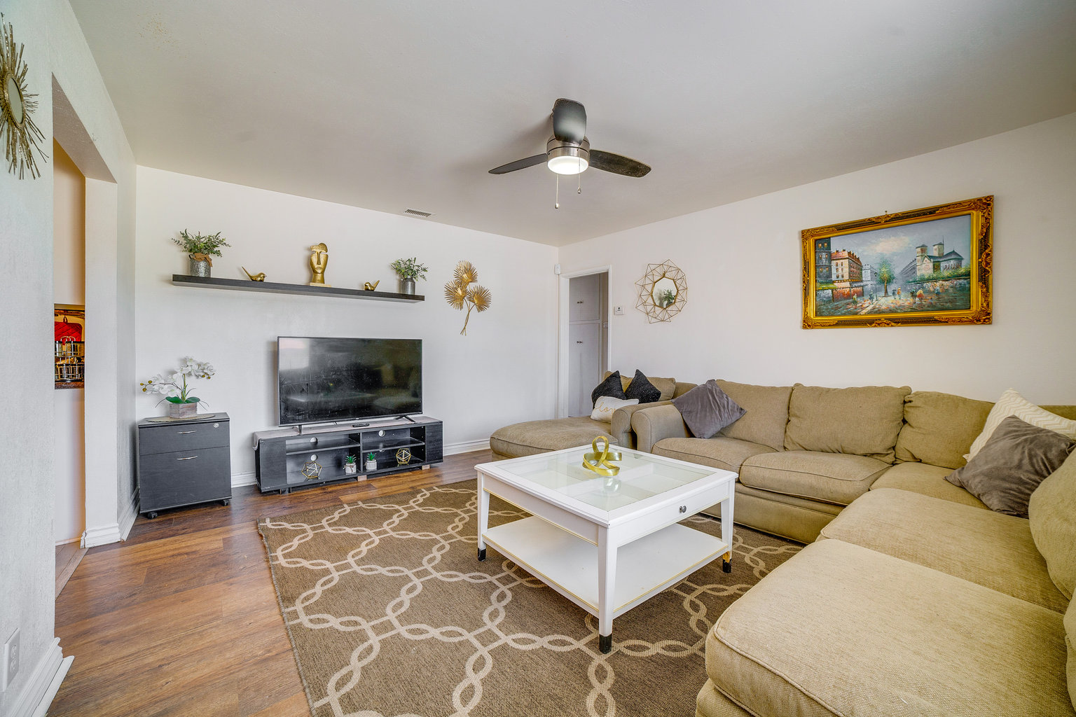 Riverside Vacation Rental