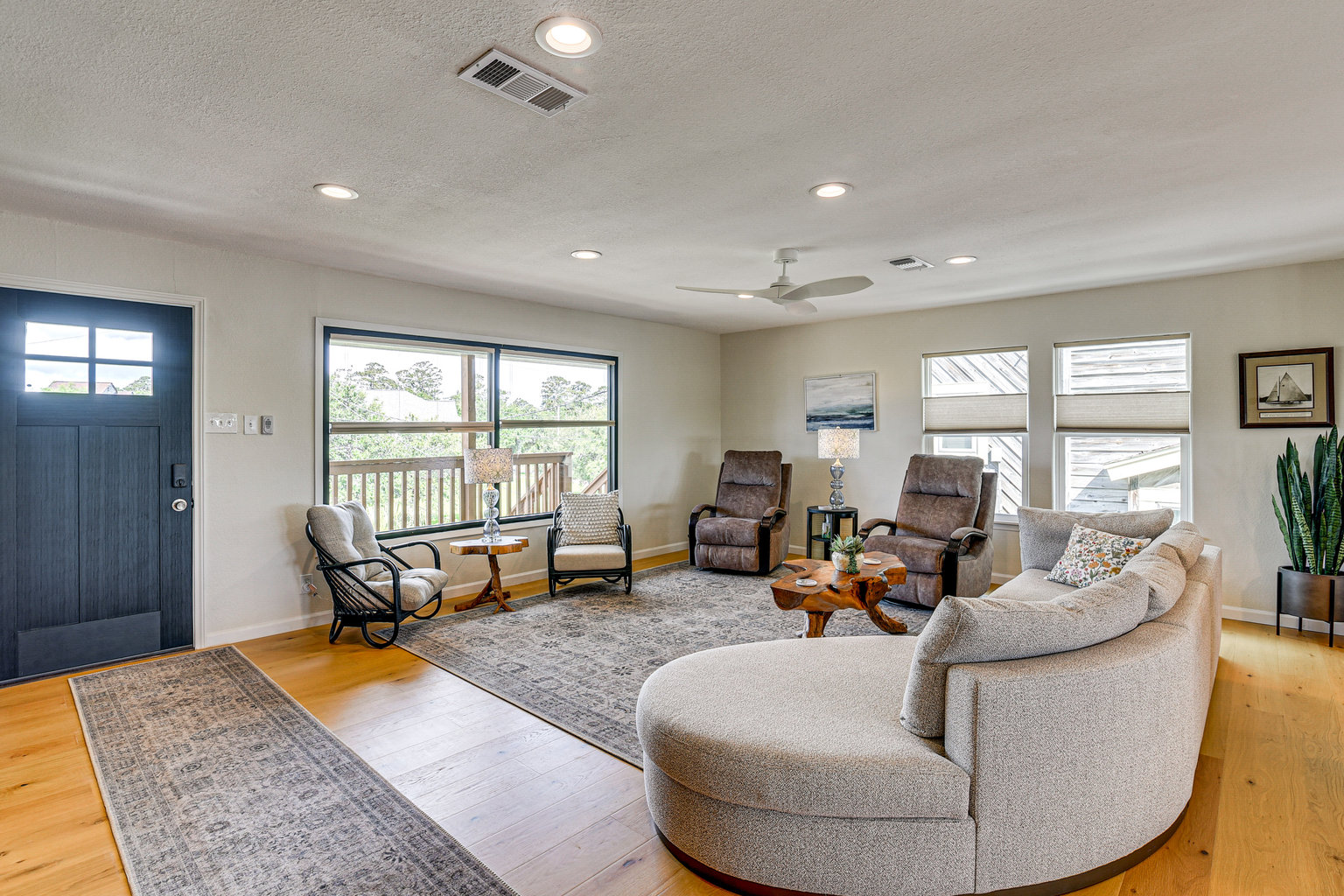 Dickinson Vacation Rental