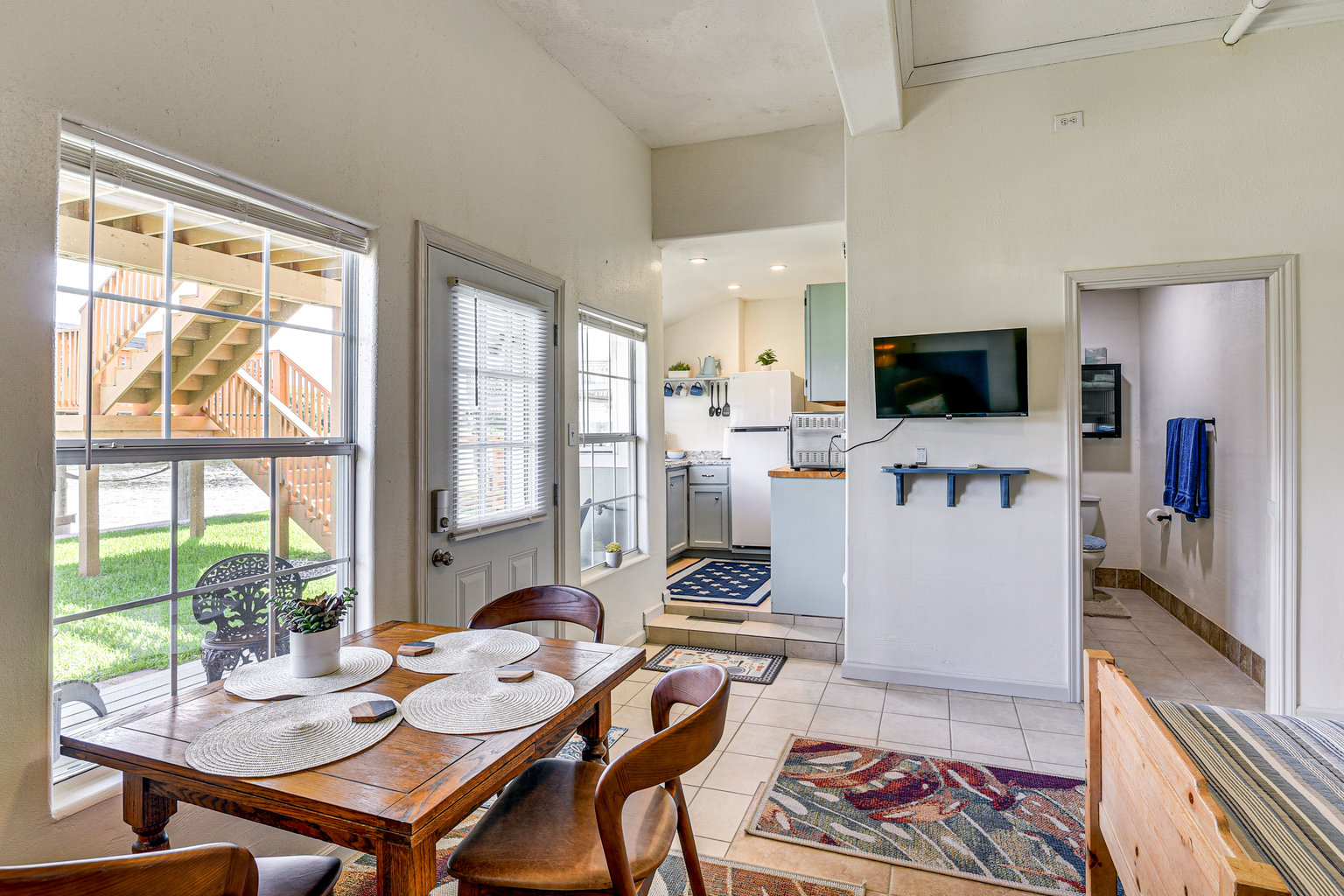 Dickinson Vacation Rental
