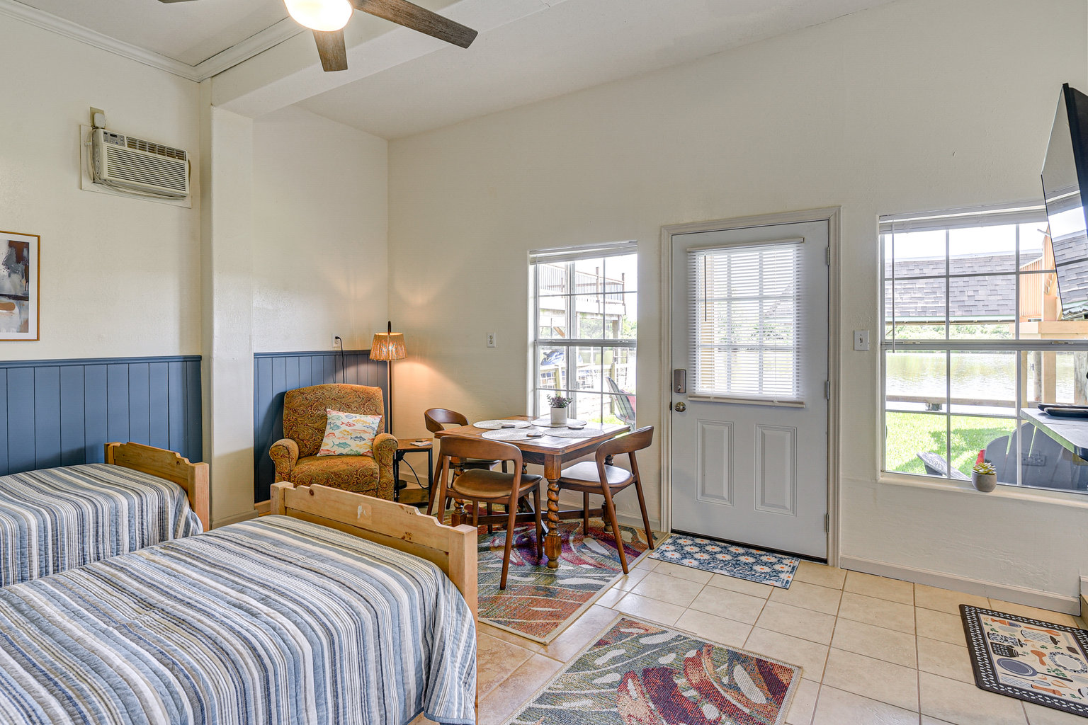 Dickinson Vacation Rental