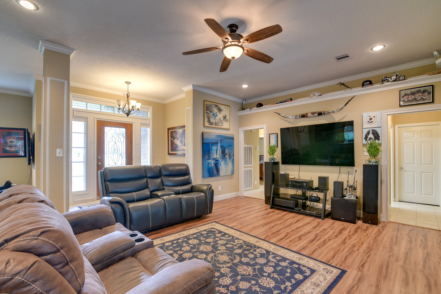 Dickinson Vacation Rental
