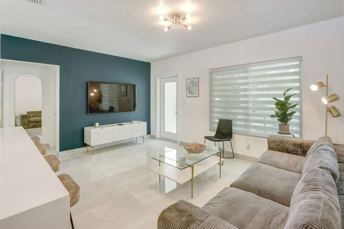 Hallandale Beach Vacation Rental