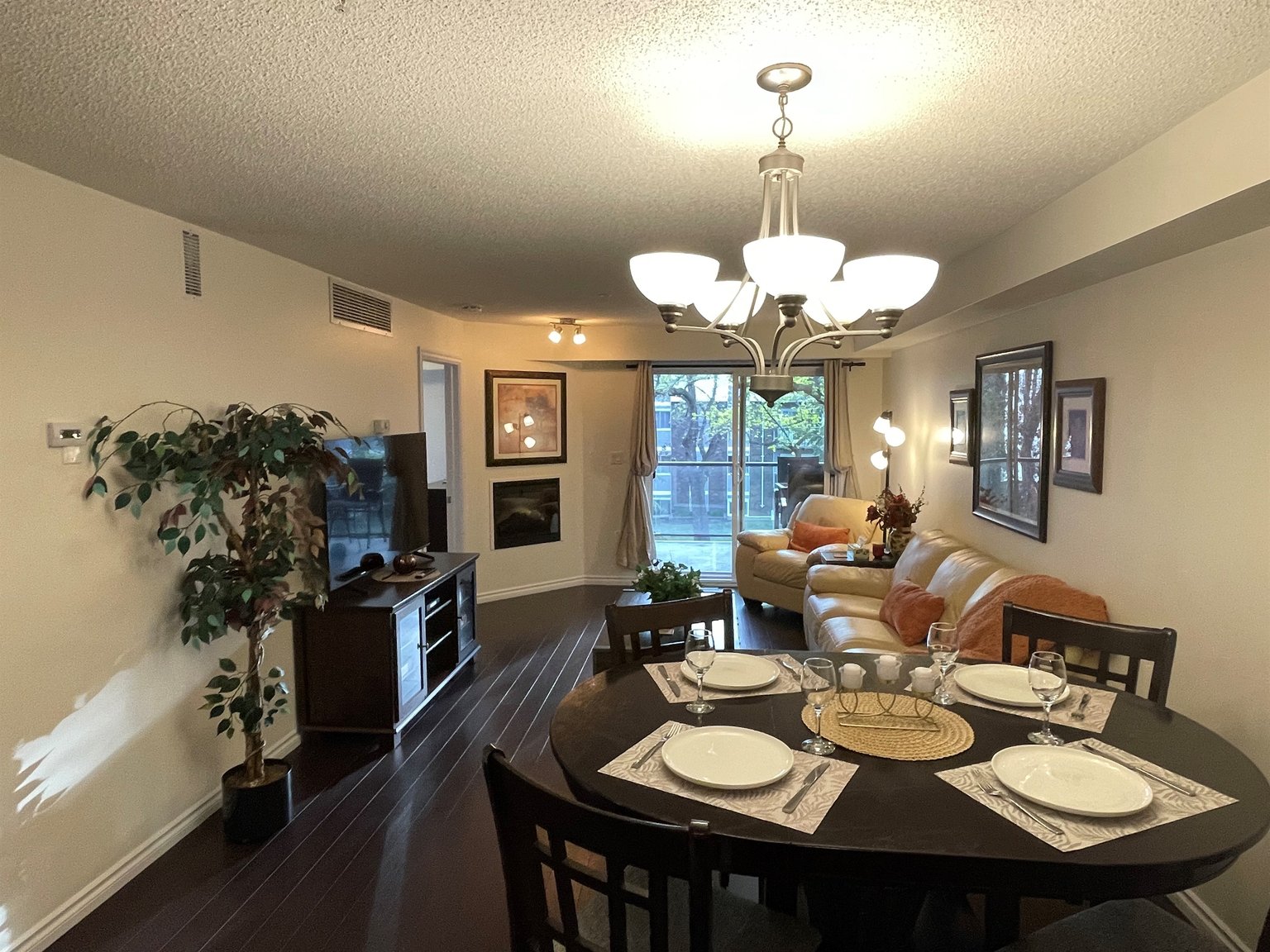 EDMONTON Vacation Rental
