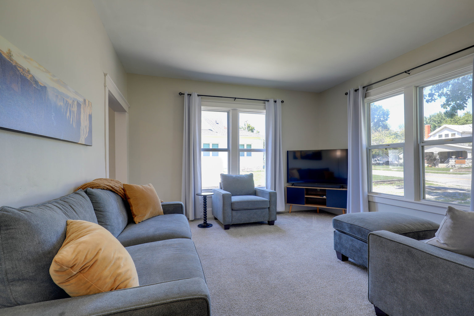 Lee's Summit Vacation Rental