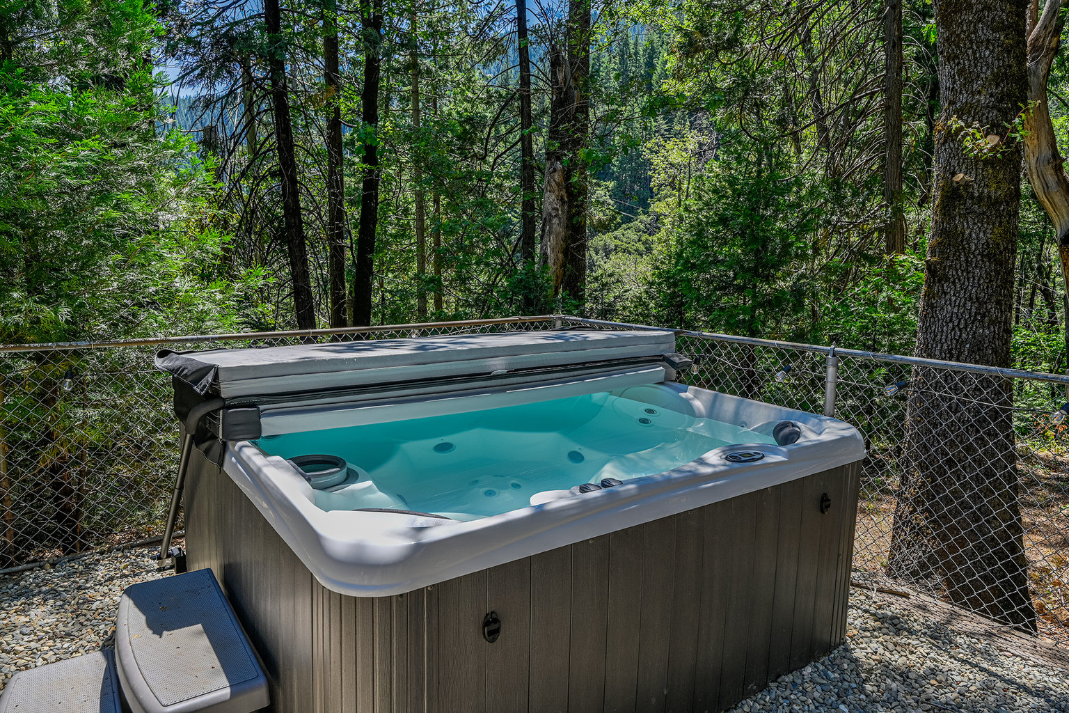 Dunsmuir Vacation Rental