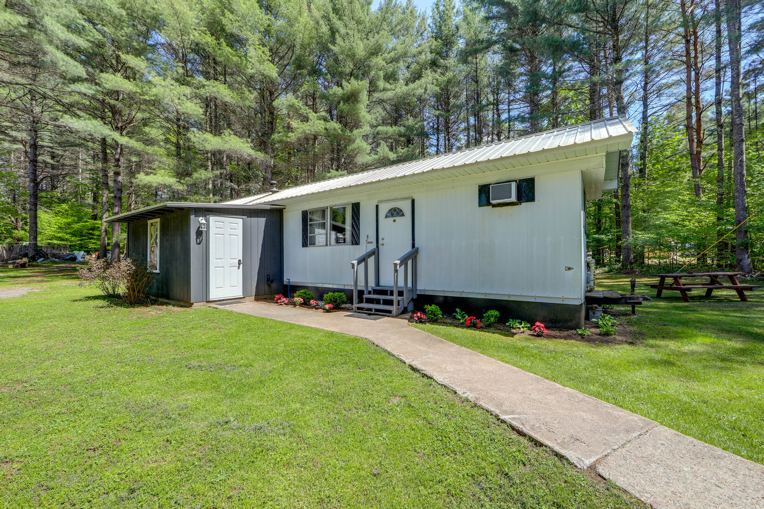 Greig Vacation Rental