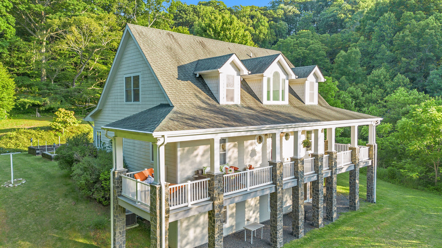 Lansing Vacation Rental