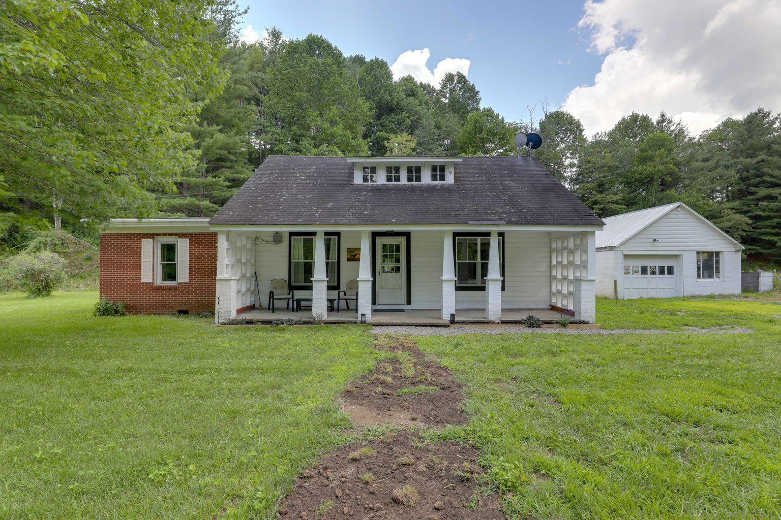 West Jefferson Vacation Rental
