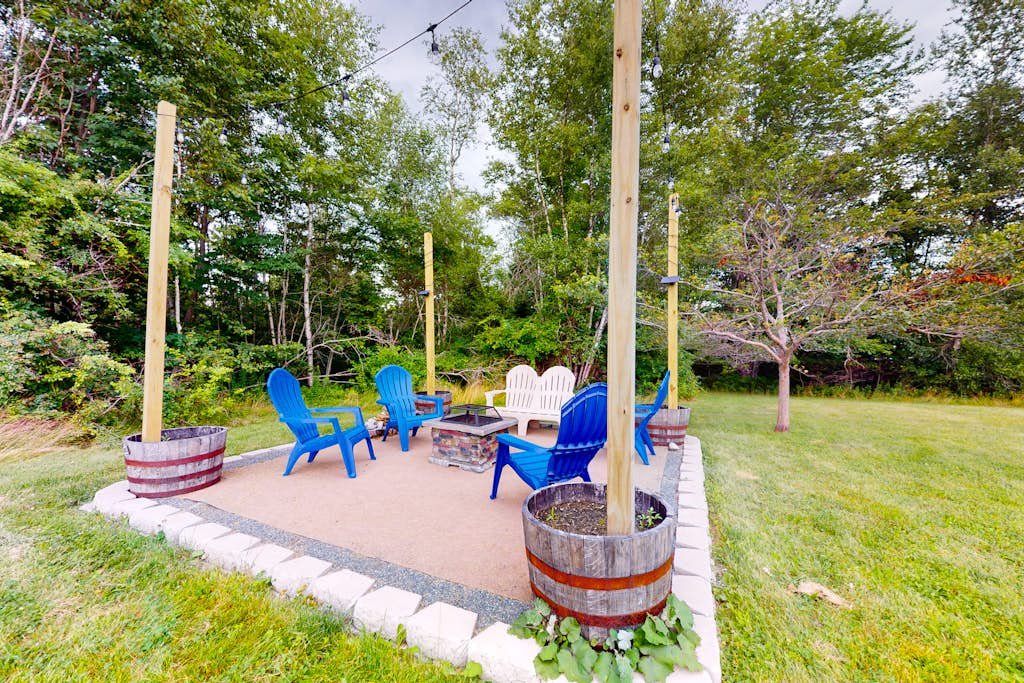 Lamoine Vacation Rental