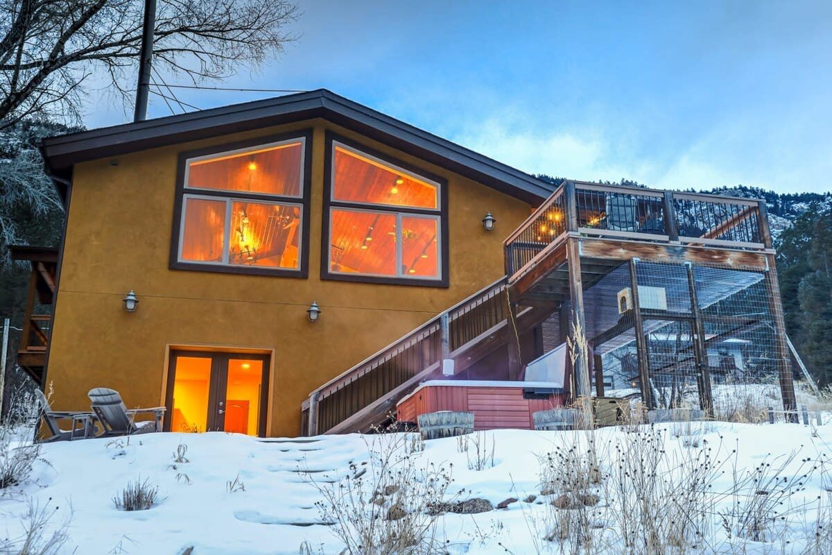 Cascade-Chipita Park Vacation Rental