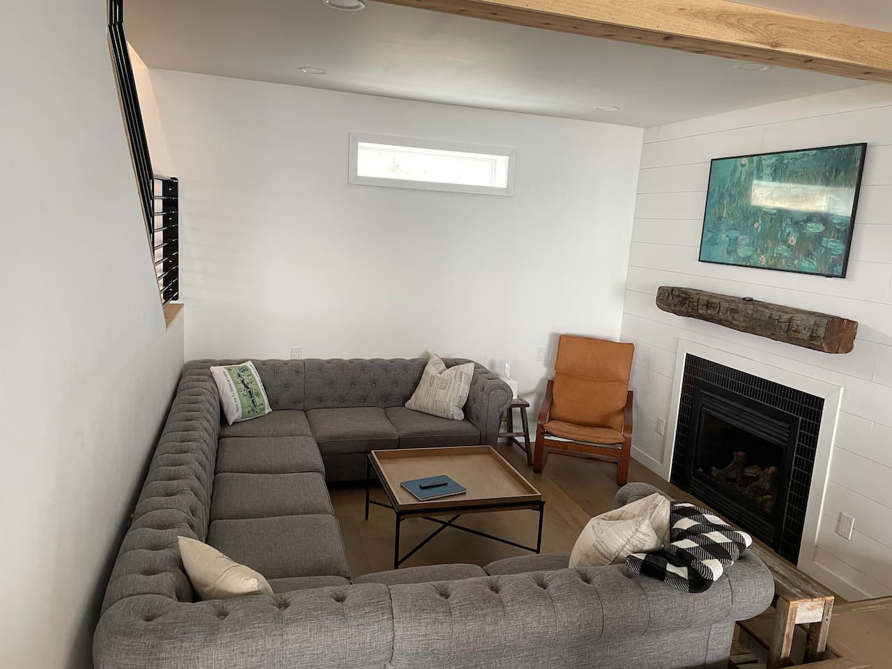Burdett Vacation Rental