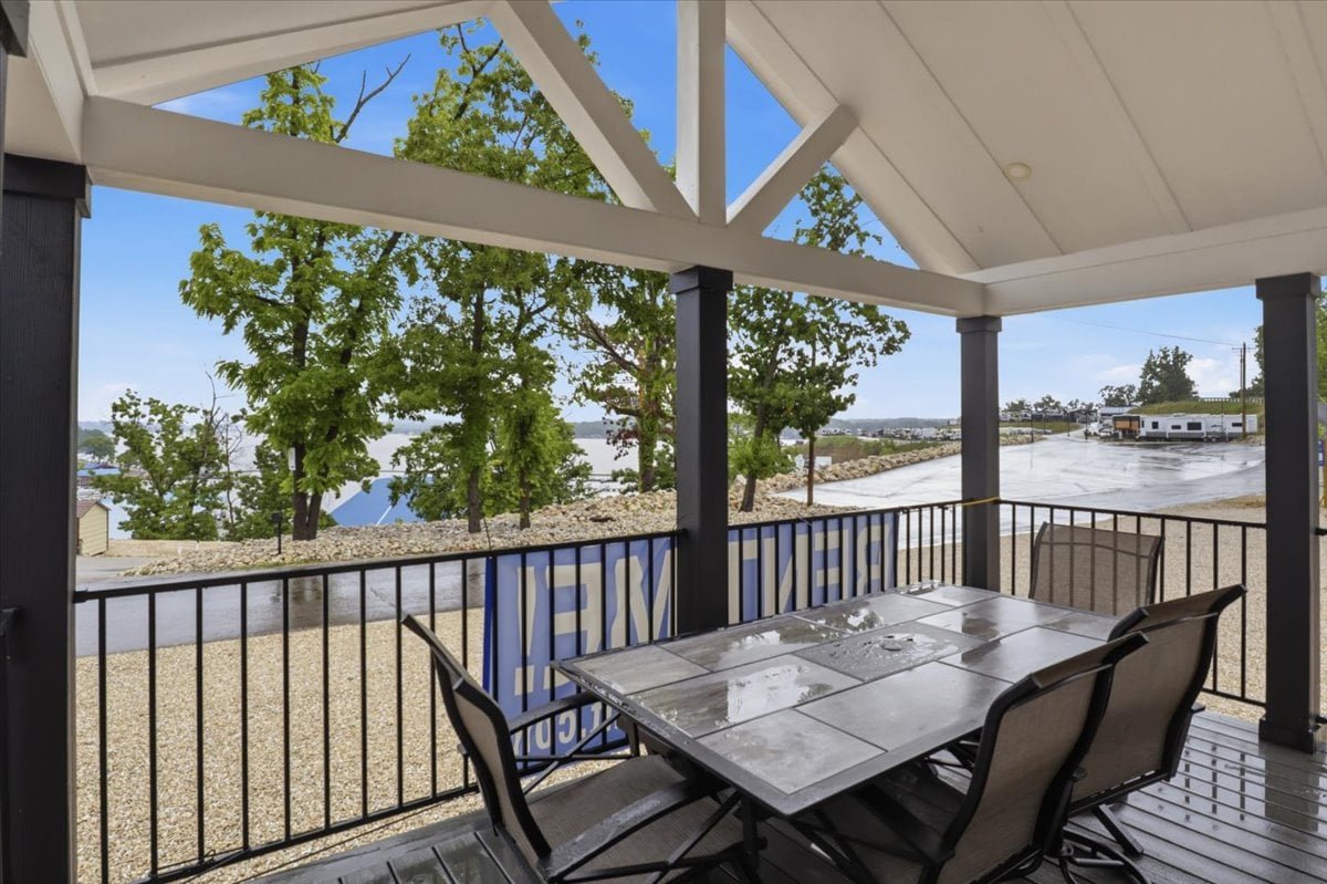 Gravois Mills Vacation Rental