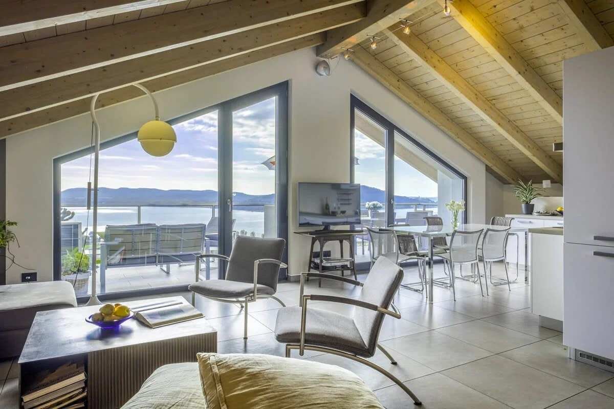 Lesa Vacation Rental