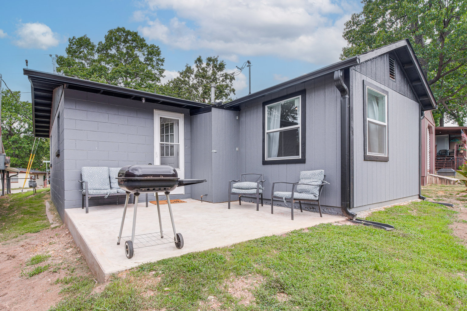 Grove Vacation Rental