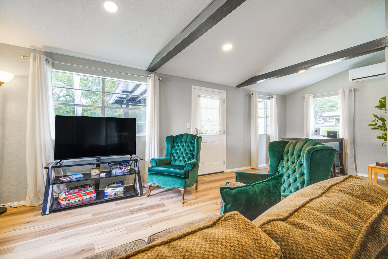 Grove Vacation Rental