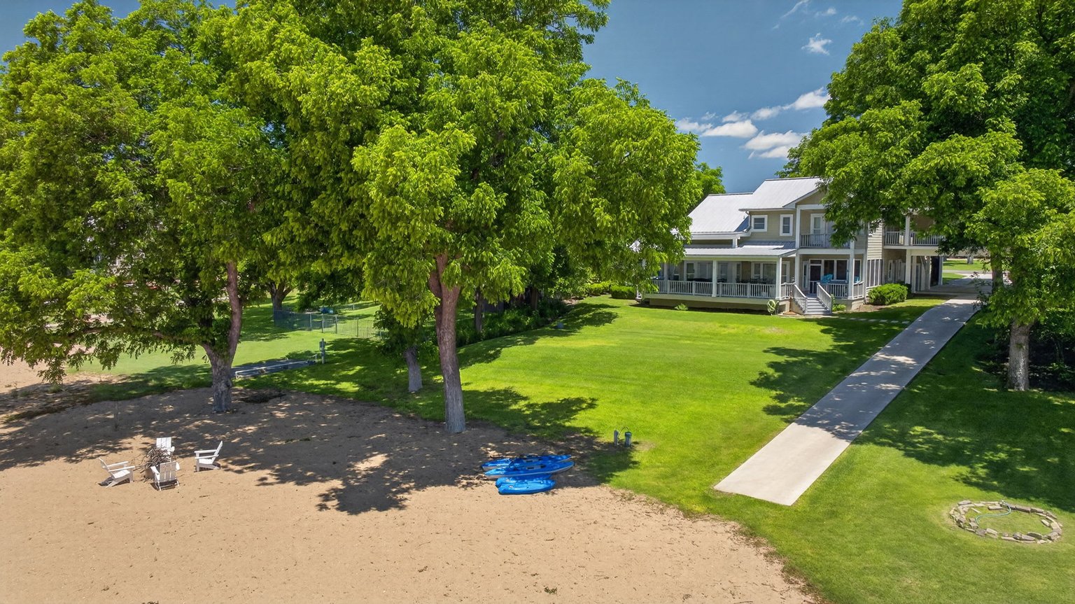 Kingsland Vacation Rental