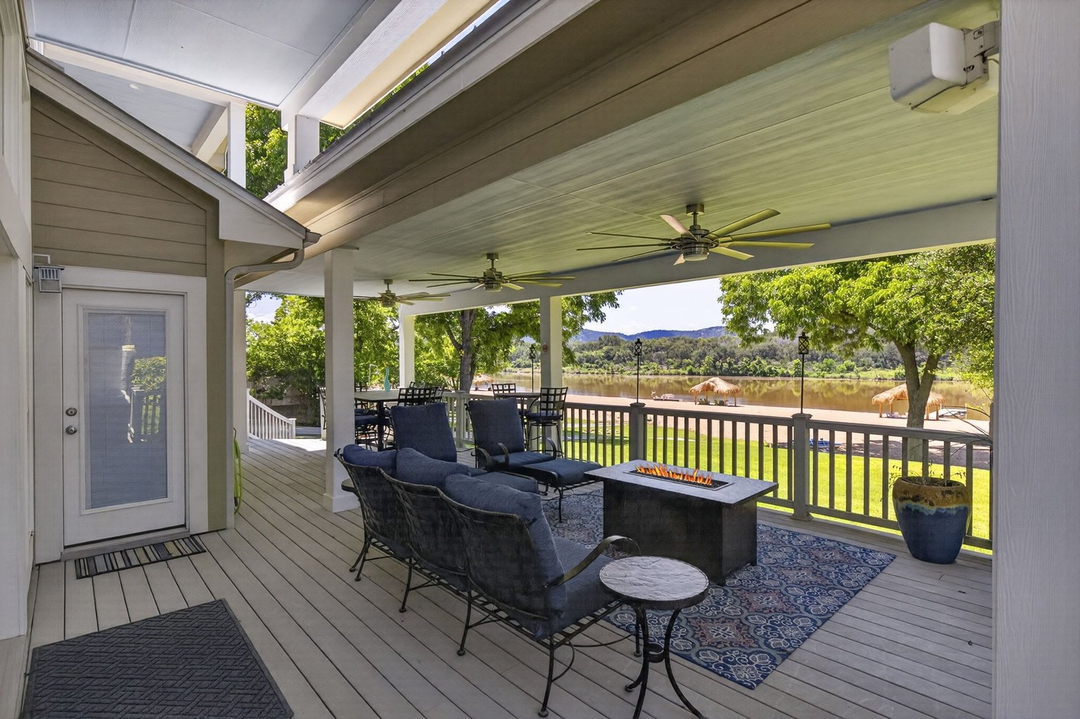 Kingsland Vacation Rental