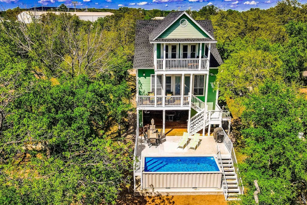 Kingsland Vacation Rental