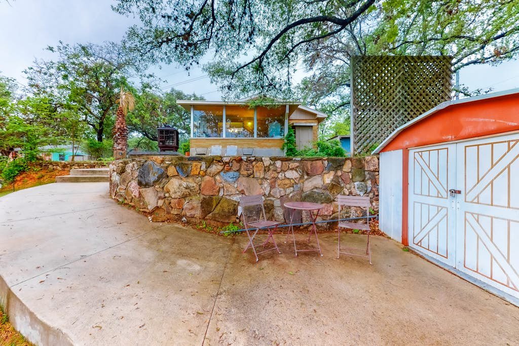 Kingsland Vacation Rental
