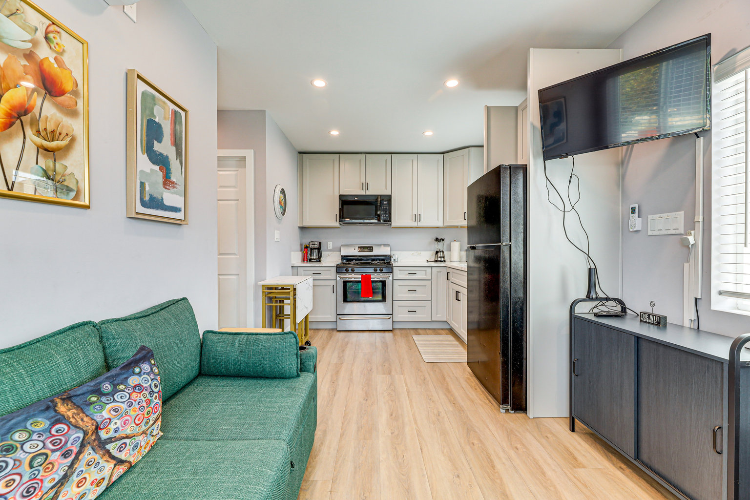 Compton Vacation Rental