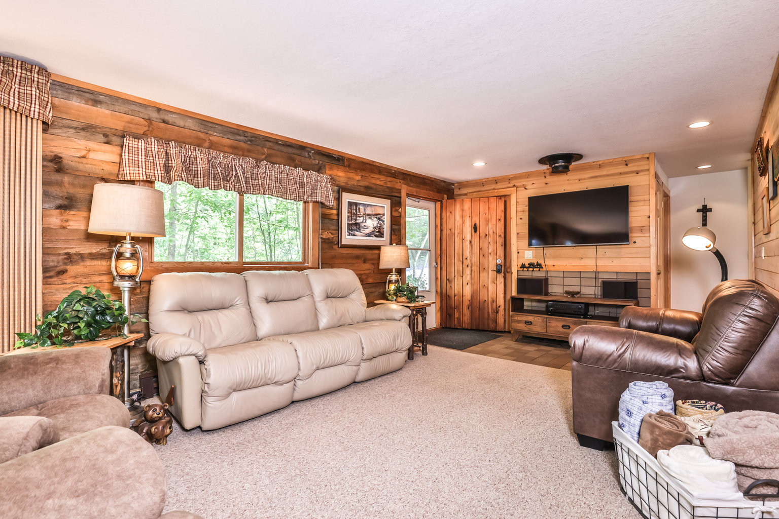 Harshaw Vacation Rental