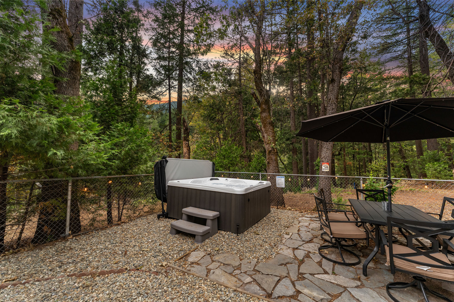 Dunsmuir Vacation Rental