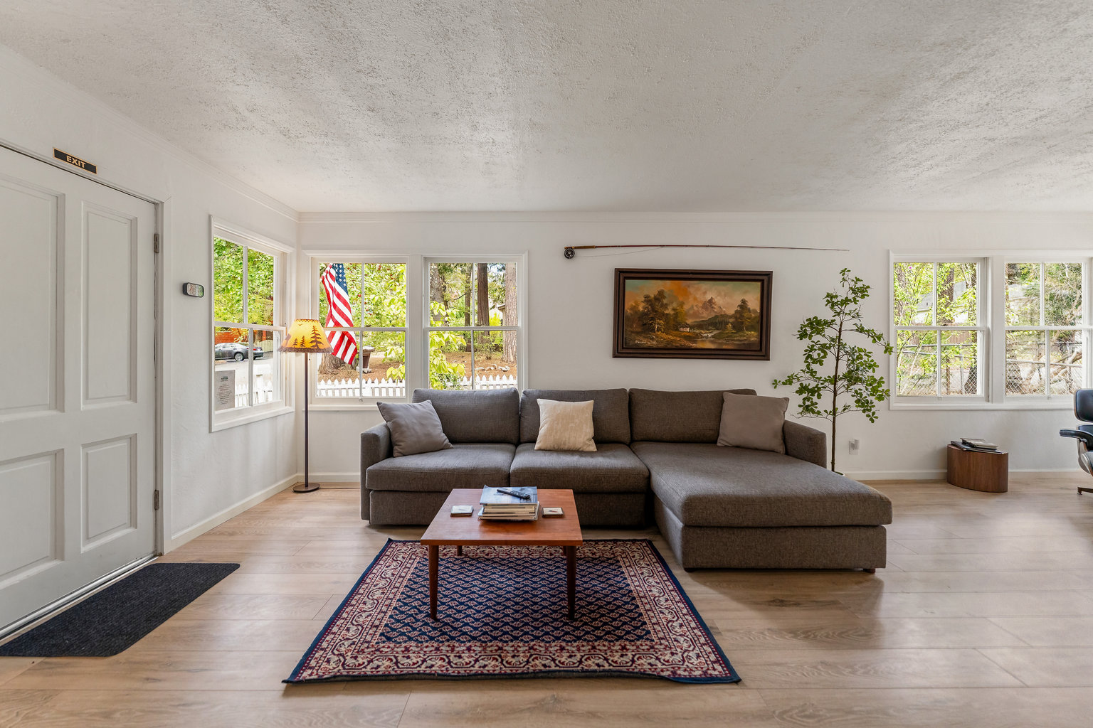 Dunsmuir Vacation Rental