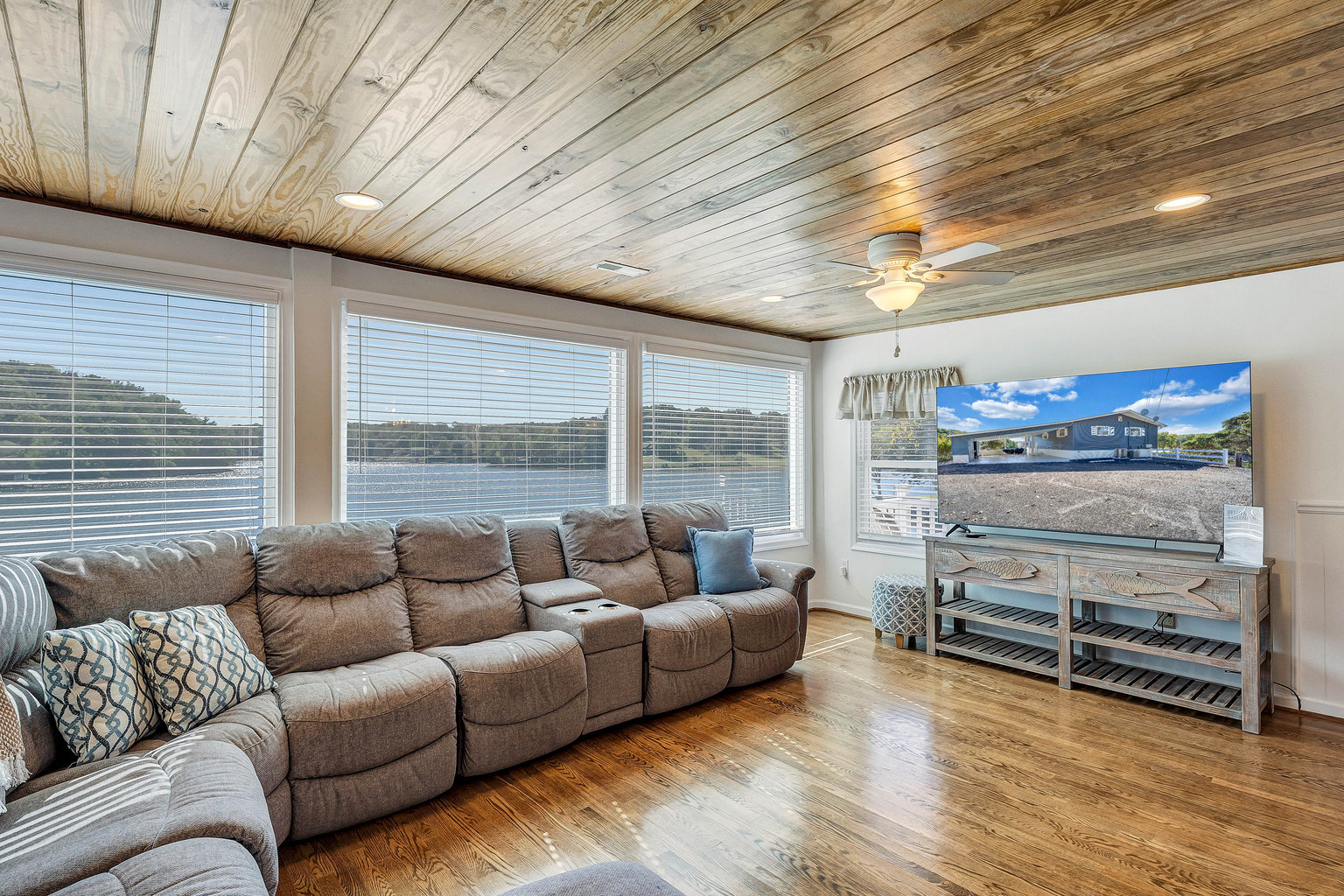 Goodview Vacation Rental