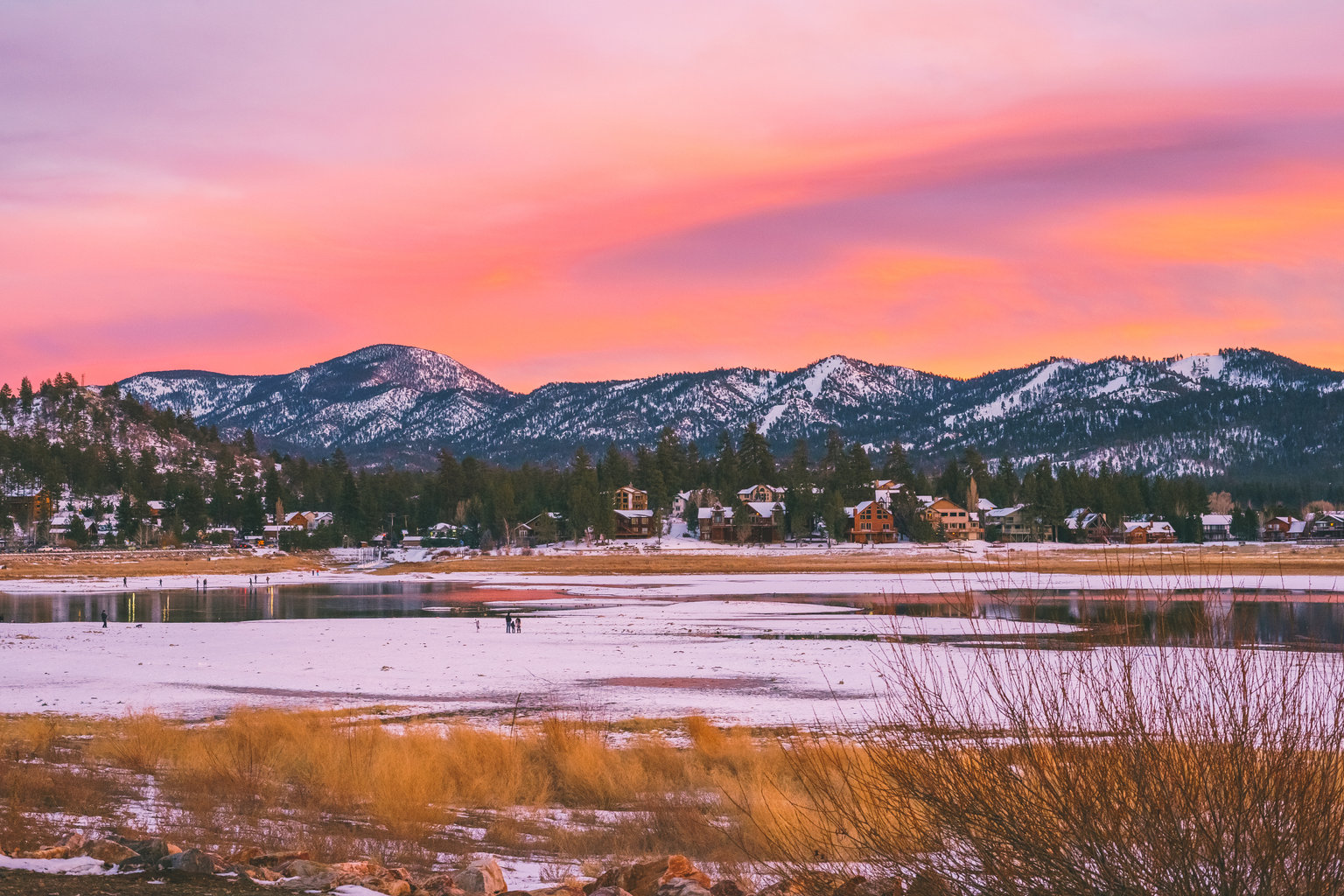 Big Bear Lake, California Vacation Rentals: Cabins, Lodges, & More