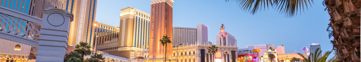 Las Vegas, Nevada Vacation Rentals: Homes, Condos, & Mansions