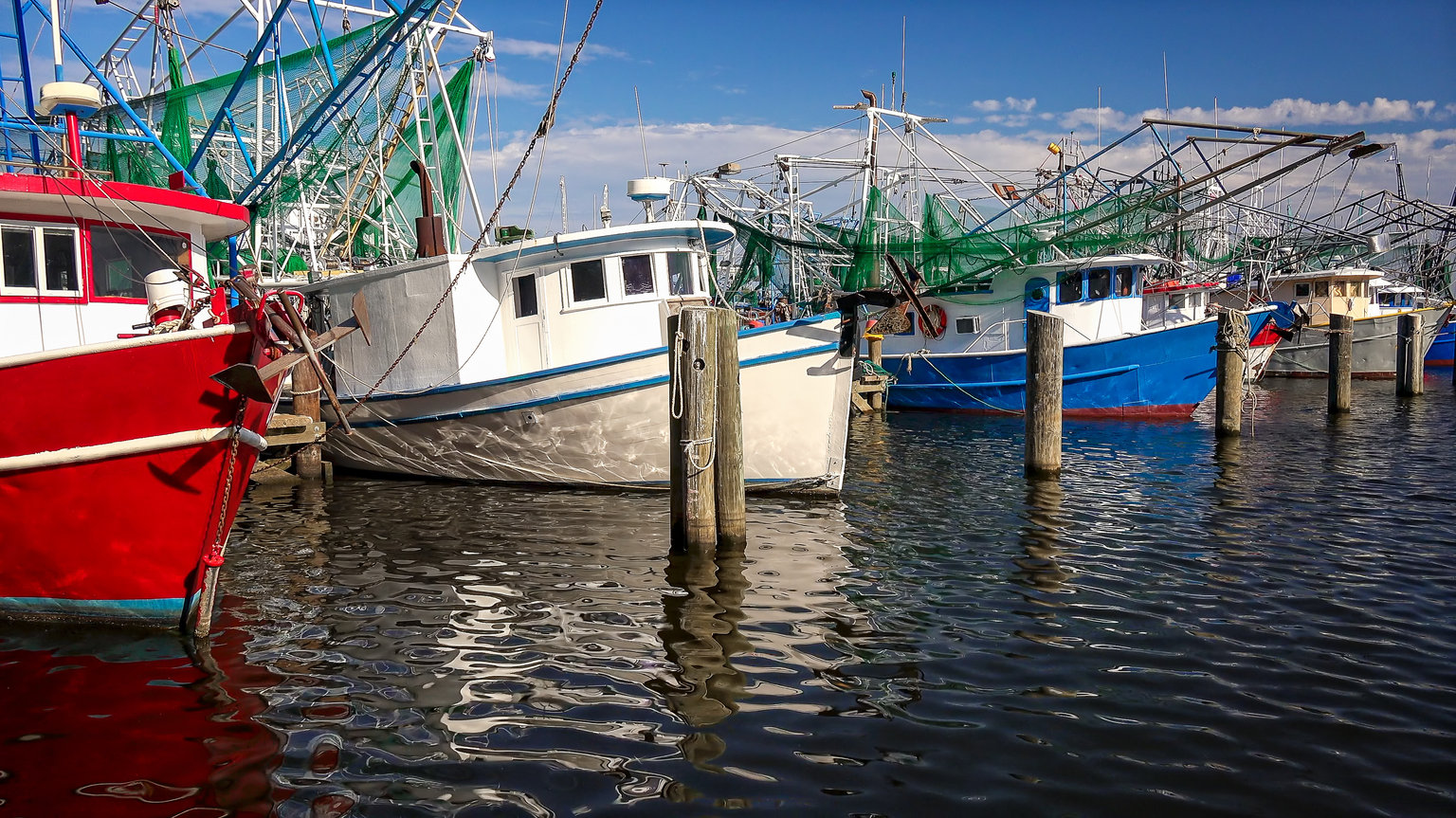 Biloxi, Mississippi Vacation Rentals: Beach Houses, Condos, Apartments, & More