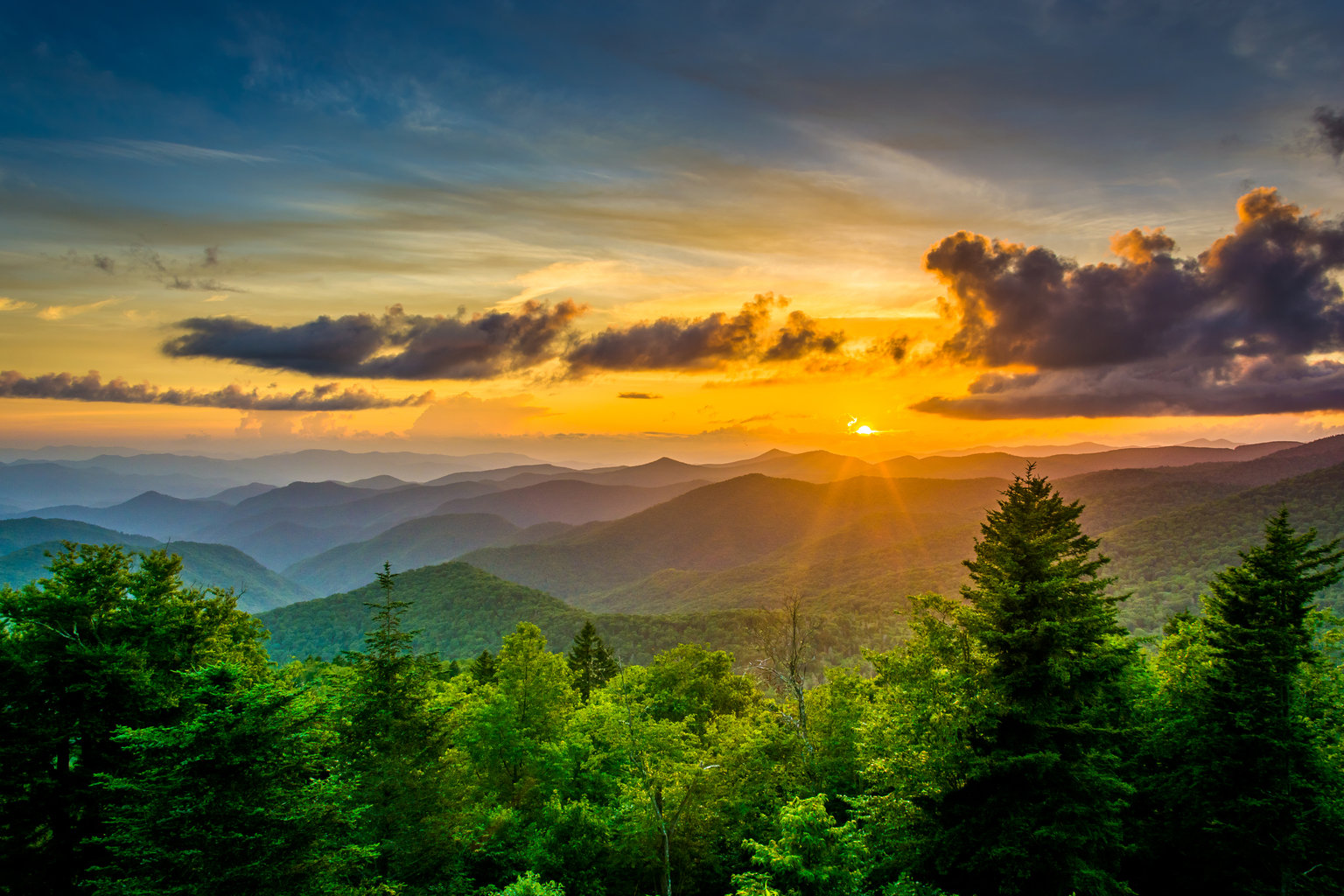 Vilas, North Carolina Vacation Rentals: Cabins & Luxury Homes